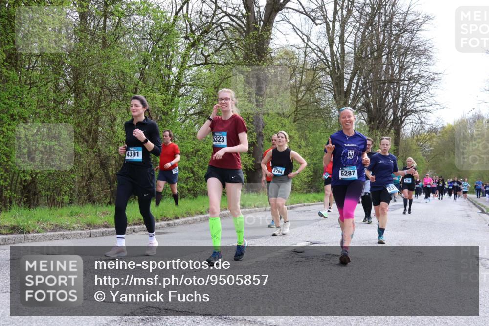 12.04.2026 - 45. Internationalen Wilhelmsburger Insellauf Yannick Fuchs http://msf.ph/oto/9505857 12.04.2026 12:58:34 Laufen 4391, 52, 5323, 5704, 5287, 231, 4798 meine-sportfotos.de