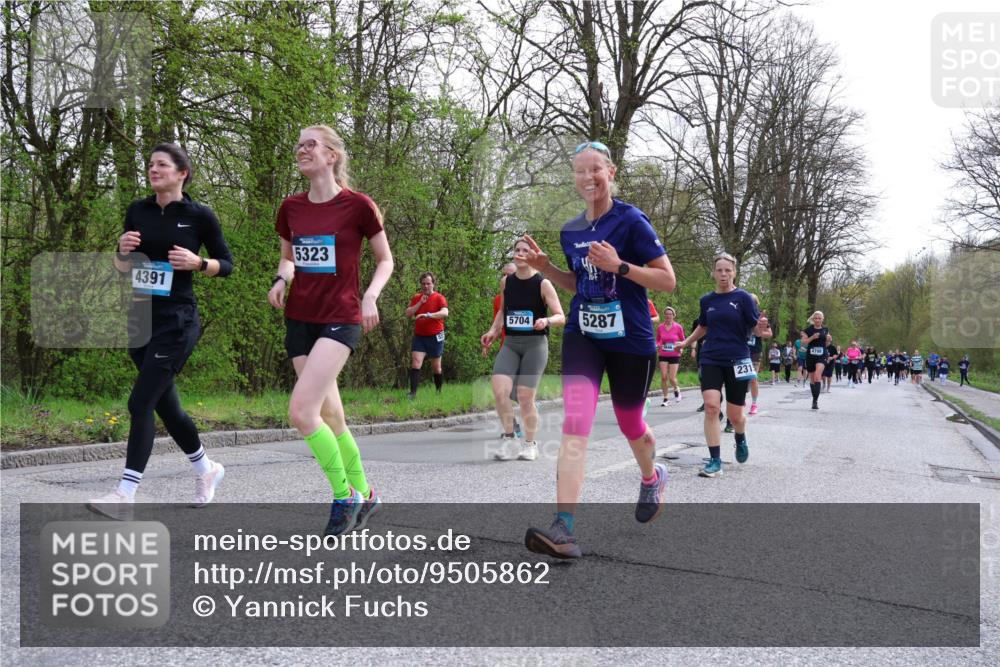 12.04.2026 - 45. Internationalen Wilhelmsburger Insellauf Yannick Fuchs http://msf.ph/oto/9505862 12.04.2026 12:58:35 Laufen 4391, 5323, 5704, 5287, 231 meine-sportfotos.de