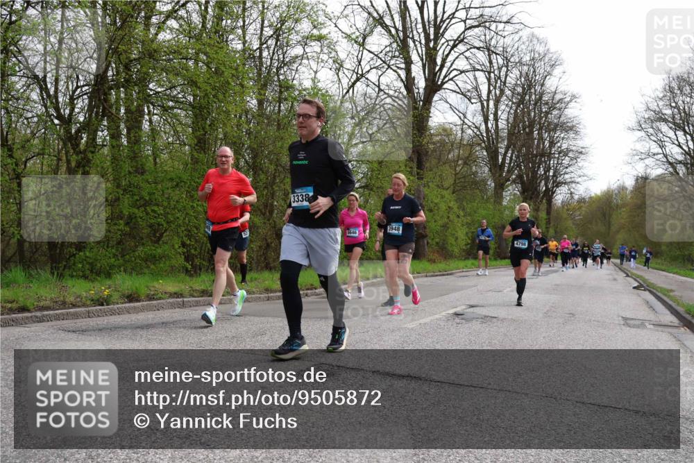 12.04.2026 - 45. Internationalen Wilhelmsburger Insellauf Yannick Fuchs http://msf.ph/oto/9505872 12.04.2026 12:58:38 Laufen 3338, 5646, 3948, 4798 meine-sportfotos.de