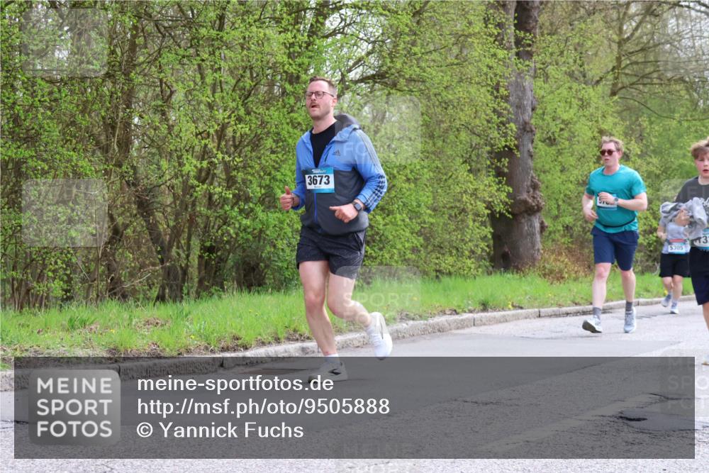 12.04.2026 - 45. Internationalen Wilhelmsburger Insellauf Yannick Fuchs http://msf.ph/oto/9505888 12.04.2026 12:58:42 Laufen 3673, 5305, 3 meine-sportfotos.de