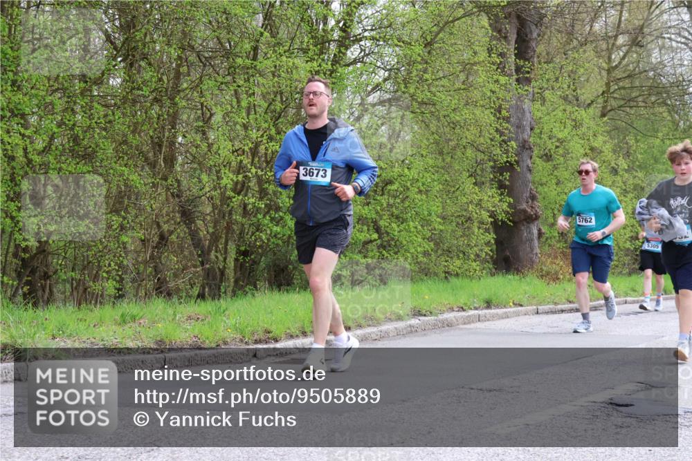 12.04.2026 - 45. Internationalen Wilhelmsburger Insellauf Yannick Fuchs http://msf.ph/oto/9505889 12.04.2026 12:58:42 Laufen 3673, 5762, 5305 meine-sportfotos.de