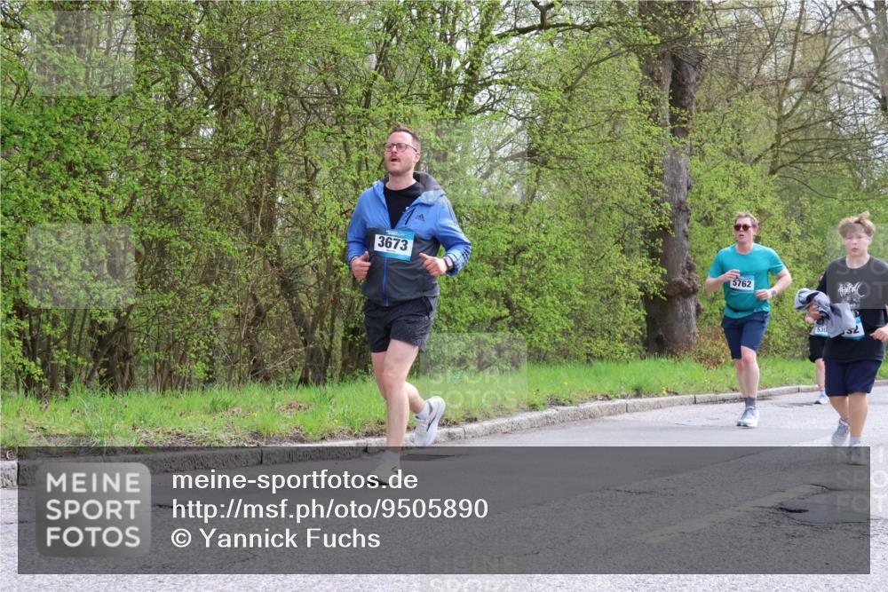 12.04.2026 - 45. Internationalen Wilhelmsburger Insellauf Yannick Fuchs http://msf.ph/oto/9505890 12.04.2026 12:58:42 Laufen 3673, 5762, 152 meine-sportfotos.de