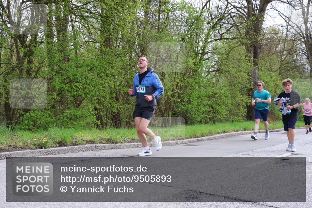12.04.2026 - 45. Internationalen Wilhelmsburger Insellauf Yannick Fuchs http://msf.ph/oto/9505893 12.04.2026 12:58:42 Laufen 3673, 2742 meine-sportfotos.de