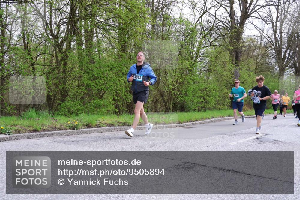 12.04.2026 - 45. Internationalen Wilhelmsburger Insellauf Yannick Fuchs http://msf.ph/oto/9505894 12.04.2026 12:58:43 Laufen 3673, 5762, 227242 meine-sportfotos.de
