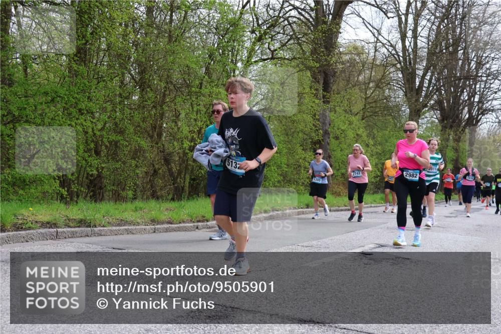 12.04.2026 - 45. Internationalen Wilhelmsburger Insellauf Yannick Fuchs http://msf.ph/oto/9505901 12.04.2026 12:58:44 Laufen 2011, 2982, 5132, 2742, 5305 meine-sportfotos.de