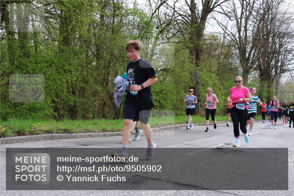 12.04.2026 - 45. Internationalen Wilhelmsburger Insellauf Yannick Fuchs http://msf.ph/oto/9505902 12.04.2026 12:58:44 Laufen  meine-sportfotos.de