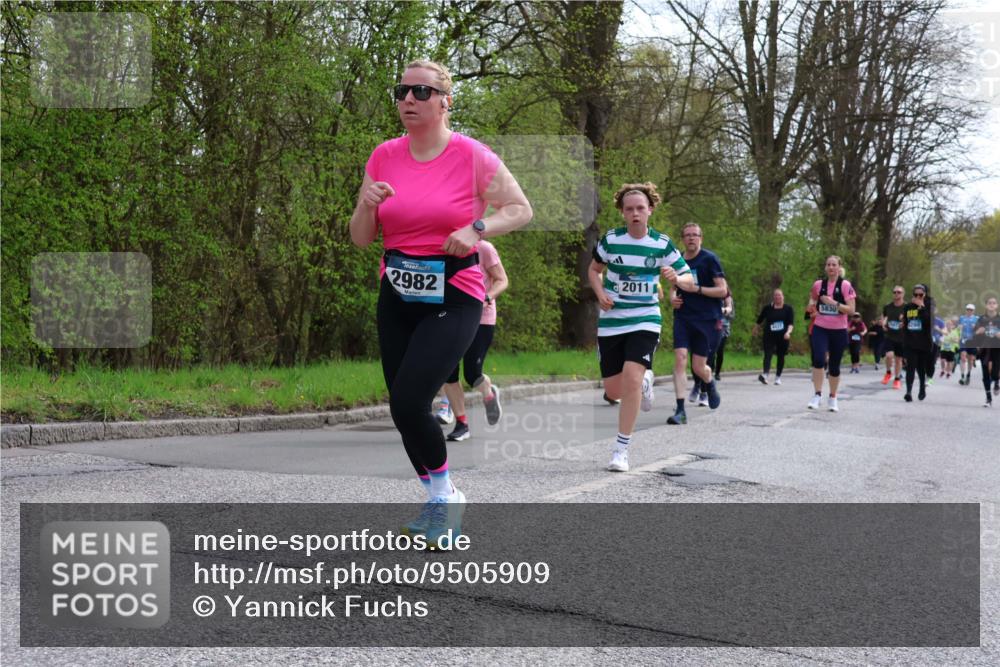 12.04.2026 - 45. Internationalen Wilhelmsburger Insellauf Yannick Fuchs http://msf.ph/oto/9505909 12.04.2026 12:58:46 Laufen 2982, 2011, 5830 meine-sportfotos.de