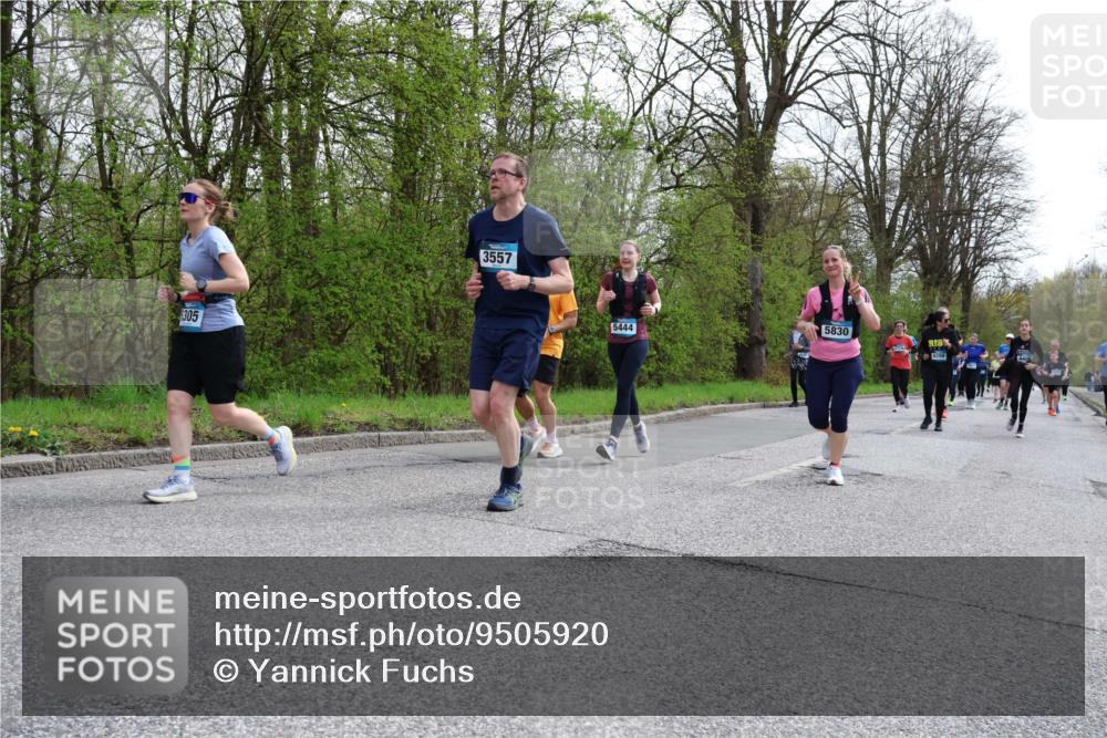 12.04.2026 - 45. Internationalen Wilhelmsburger Insellauf Yannick Fuchs http://msf.ph/oto/9505920 12.04.2026 12:58:49 Laufen 305, 3557, 5444, 5830, 4280 meine-sportfotos.de