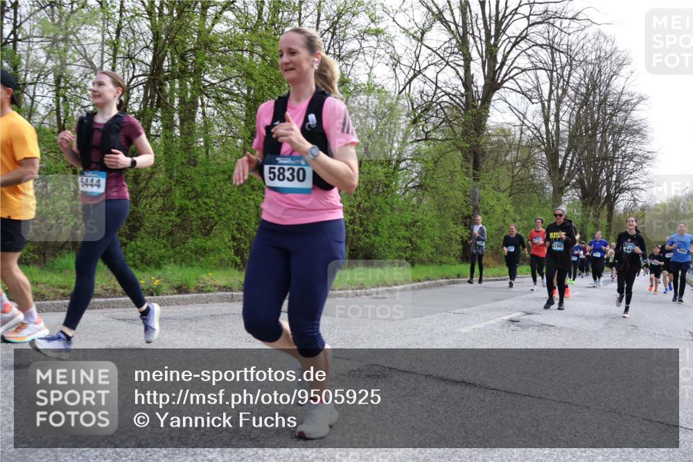 12.04.2026 - 45. Internationalen Wilhelmsburger Insellauf Yannick Fuchs http://msf.ph/oto/9505925 12.04.2026 12:58:50 Laufen 5444, 5830, 4280 meine-sportfotos.de