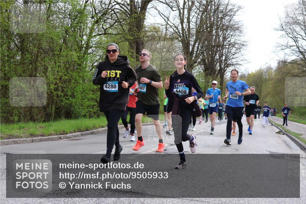 12.04.2026 - 45. Internationalen Wilhelmsburger Insellauf Yannick Fuchs http://msf.ph/oto/9505933 12.04.2026 12:58:52 Laufen 4280, 2687, 4408, 2103, 3890, 4496 meine-sportfotos.de