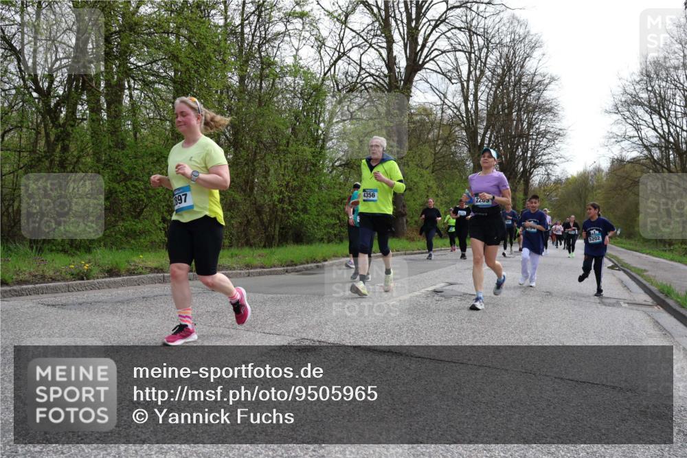 12.04.2026 - 45. Internationalen Wilhelmsburger Insellauf Yannick Fuchs http://msf.ph/oto/9505965 12.04.2026 12:58:58 Laufen 897, 4356, 2265, 5202 meine-sportfotos.de