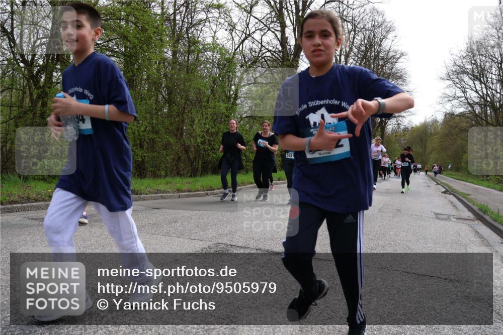 12.04.2026 - 45. Internationalen Wilhelmsburger Insellauf Yannick Fuchs http://msf.ph/oto/9505979 12.04.2026 12:59:01 Laufen 64, 5587 meine-sportfotos.de