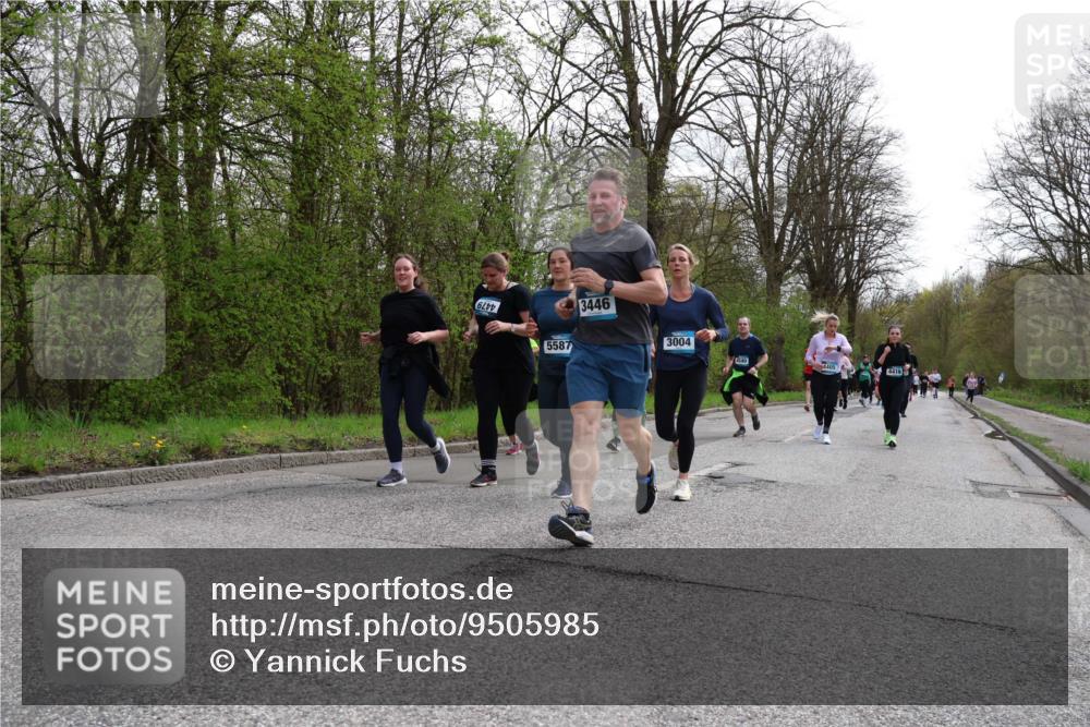 12.04.2026 - 45. Internationalen Wilhelmsburger Insellauf Yannick Fuchs http://msf.ph/oto/9505985 12.04.2026 12:59:02 Laufen 64, 5587, 3446, 3004, 4540, 4405, 4416 meine-sportfotos.de