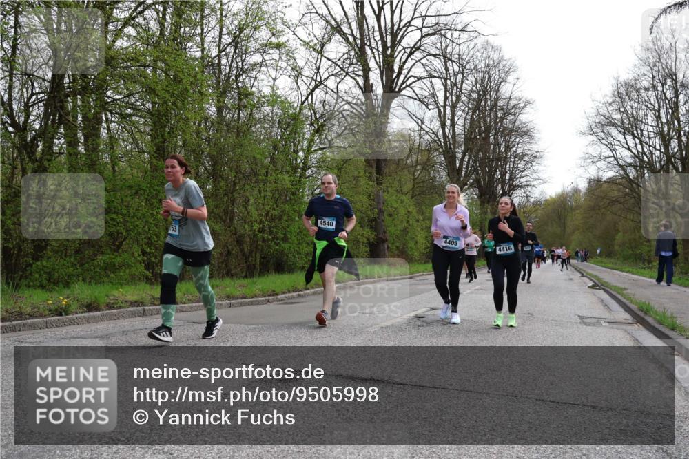 12.04.2026 - 45. Internationalen Wilhelmsburger Insellauf Yannick Fuchs http://msf.ph/oto/9505998 12.04.2026 12:59:04 Laufen 4540, 4405, 4416 meine-sportfotos.de