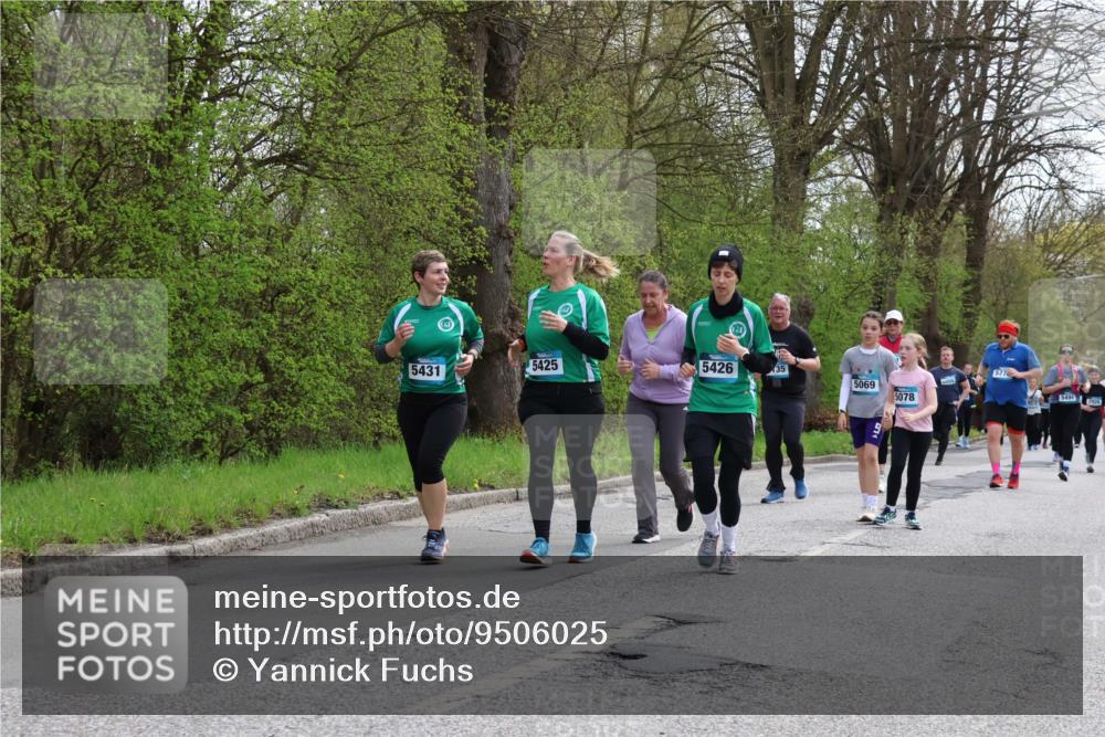 12.04.2026 - 45. Internationalen Wilhelmsburger Insellauf Yannick Fuchs http://msf.ph/oto/9506025 12.04.2026 12:59:11 Laufen 5425, 5431, 5426, 35, 5069, 5078, 577, 5494, 2926 meine-sportfotos.de