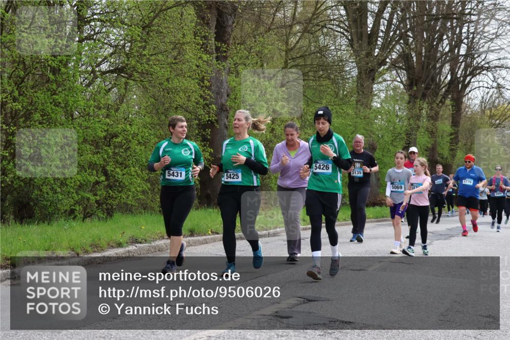 12.04.2026 - 45. Internationalen Wilhelmsburger Insellauf Yannick Fuchs http://msf.ph/oto/9506026 12.04.2026 12:59:11 Laufen 5431, 5425, 5426, 3135, 5776, 5069, 507, 5494 meine-sportfotos.de