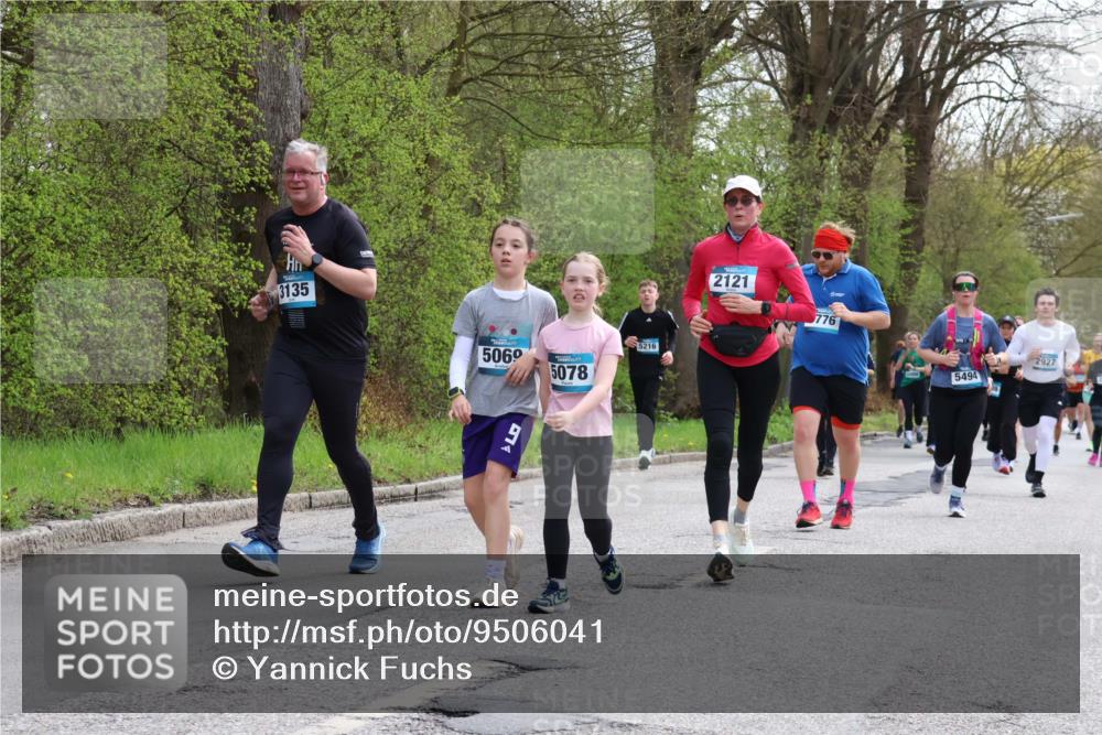 12.04.2026 - 45. Internationalen Wilhelmsburger Insellauf Yannick Fuchs http://msf.ph/oto/9506041 12.04.2026 12:59:14 Laufen 3135, 5069, 9, 5078, 5216, 2121, 776, 5494, 2927 meine-sportfotos.de