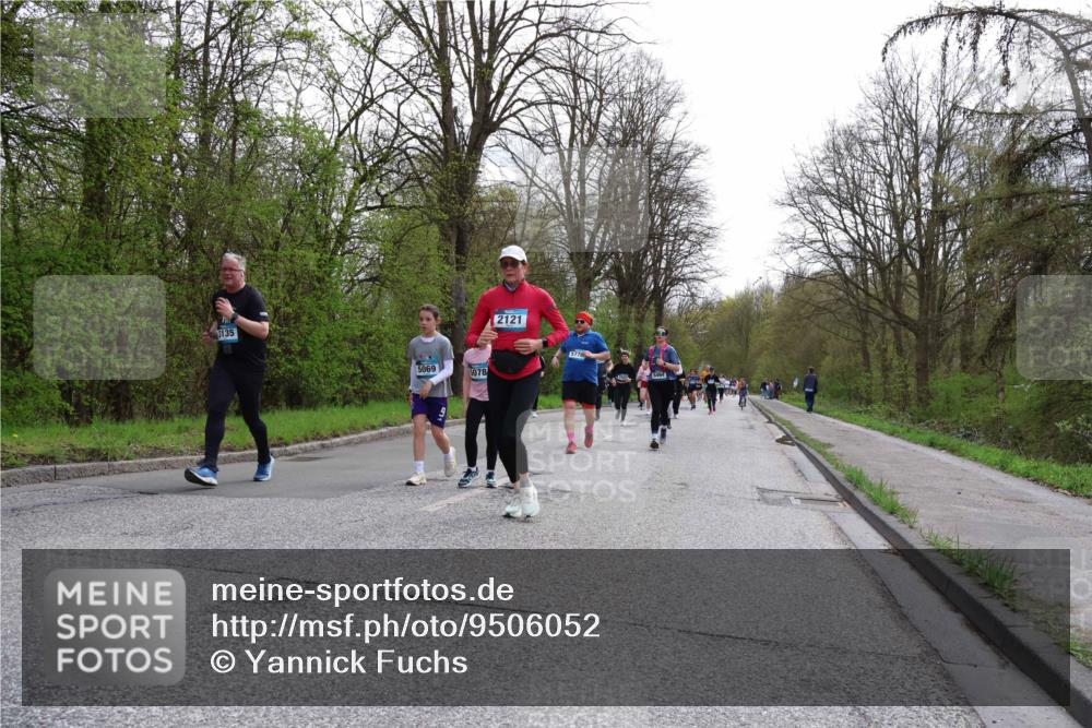 12.04.2026 - 45. Internationalen Wilhelmsburger Insellauf Yannick Fuchs http://msf.ph/oto/9506052 12.04.2026 12:59:16 Laufen 3135, 5069, 5078, 9, 2121 meine-sportfotos.de