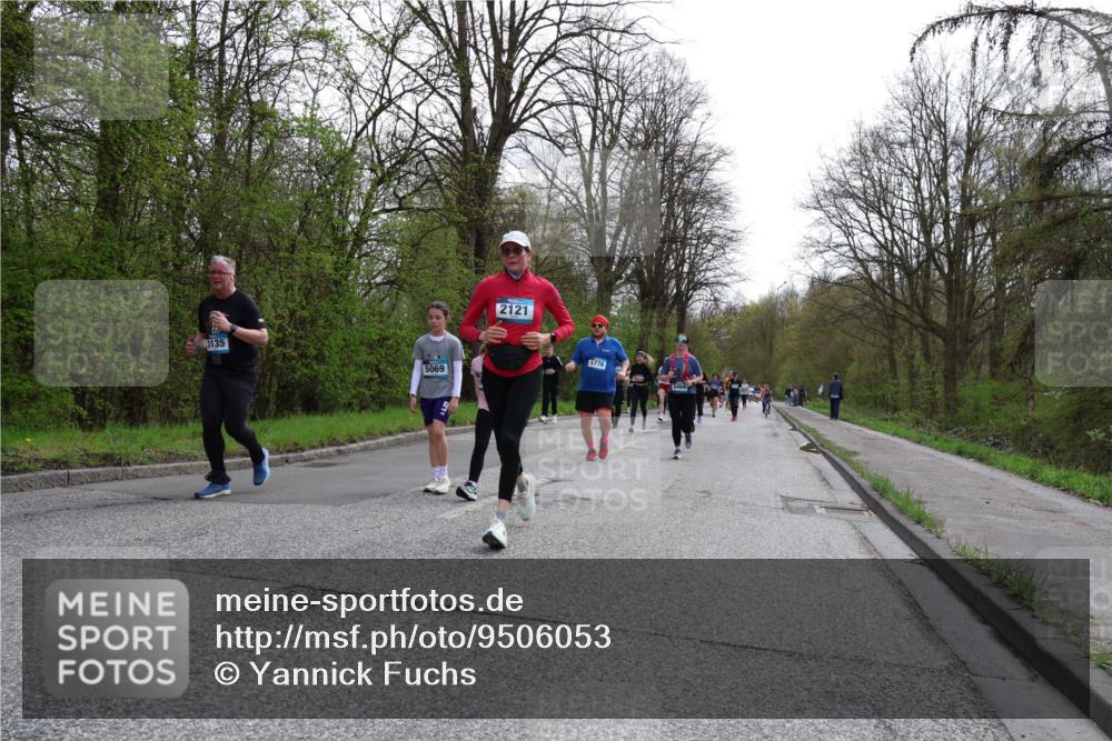 12.04.2026 - 45. Internationalen Wilhelmsburger Insellauf Yannick Fuchs http://msf.ph/oto/9506053 12.04.2026 12:59:16 Laufen 3135, 5069, 2121, 5776 meine-sportfotos.de