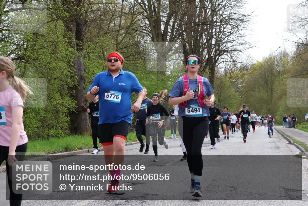 12.04.2026 - 45. Internationalen Wilhelmsburger Insellauf Yannick Fuchs http://msf.ph/oto/9506056 12.04.2026 12:59:18 Laufen 5216, 5776, 2926, 5494, 2129, 3101 meine-sportfotos.de
