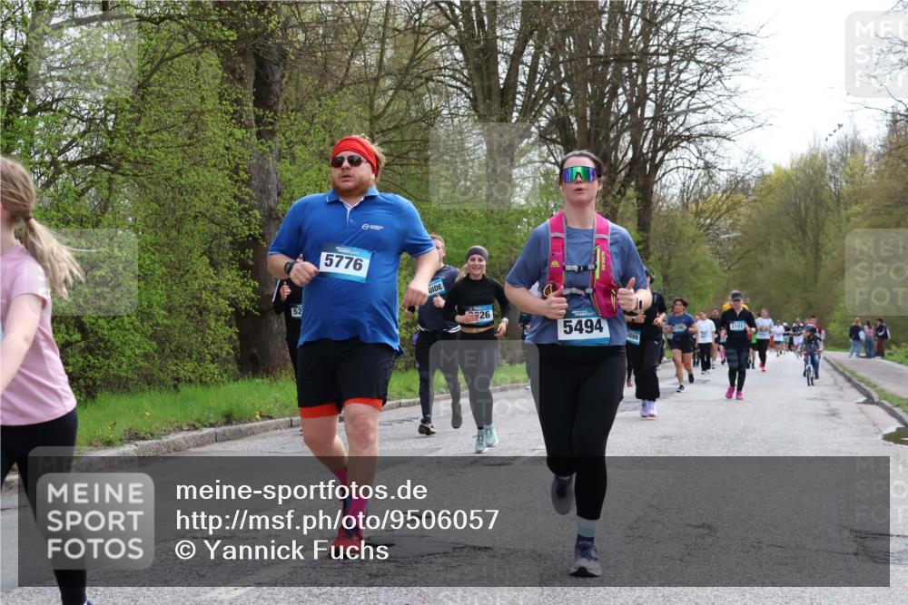 12.04.2026 - 45. Internationalen Wilhelmsburger Insellauf Yannick Fuchs http://msf.ph/oto/9506057 12.04.2026 12:59:18 Laufen 52, 5776, 26, 5494, 2889, 2889, 3101 meine-sportfotos.de