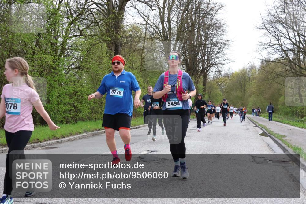 12.04.2026 - 45. Internationalen Wilhelmsburger Insellauf Yannick Fuchs http://msf.ph/oto/9506060 12.04.2026 12:59:19 Laufen 078, 5776, 2926, 5494 meine-sportfotos.de
