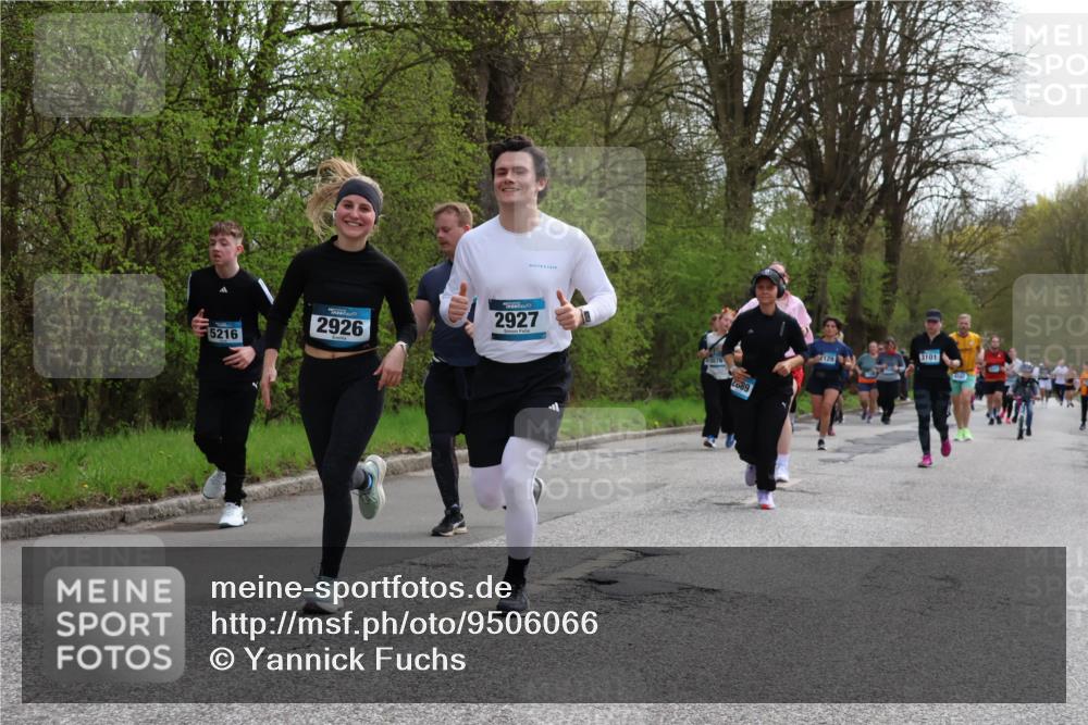 12.04.2026 - 45. Internationalen Wilhelmsburger Insellauf Yannick Fuchs http://msf.ph/oto/9506066 12.04.2026 12:59:20 Laufen 5216, 2926, 2927, 2689, 2129, 3101 meine-sportfotos.de