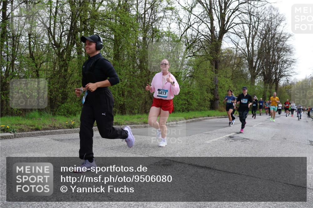 12.04.2026 - 45. Internationalen Wilhelmsburger Insellauf Yannick Fuchs http://msf.ph/oto/9506080 12.04.2026 12:59:24 Laufen 5417, 2129, 3101 meine-sportfotos.de