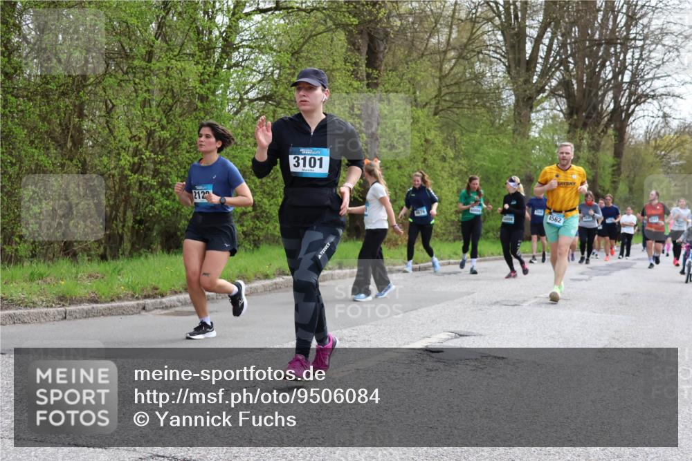 12.04.2026 - 45. Internationalen Wilhelmsburger Insellauf Yannick Fuchs http://msf.ph/oto/9506084 12.04.2026 12:59:25 Laufen 212, 3101, 4676, 4562 meine-sportfotos.de