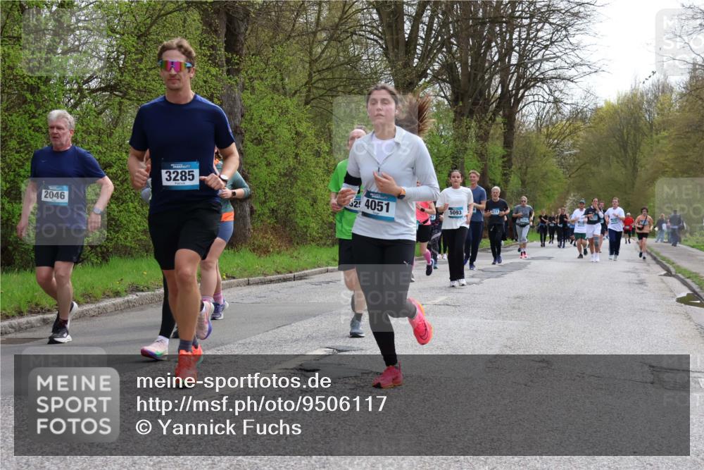 12.04.2026 - 45. Internationalen Wilhelmsburger Insellauf Yannick Fuchs http://msf.ph/oto/9506117 12.04.2026 12:59:33 Laufen 2046, 3285, 24051, 5093 meine-sportfotos.de