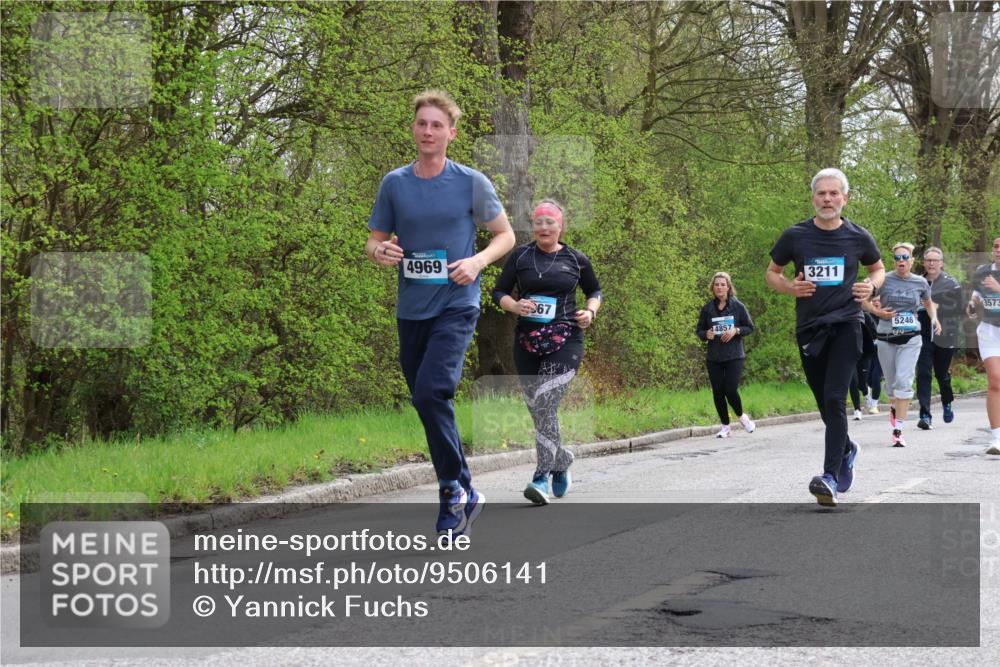 12.04.2026 - 45. Internationalen Wilhelmsburger Insellauf Yannick Fuchs http://msf.ph/oto/9506141 12.04.2026 12:59:38 Laufen 4969, 67, 4857, 3211, 5246, 3573 meine-sportfotos.de