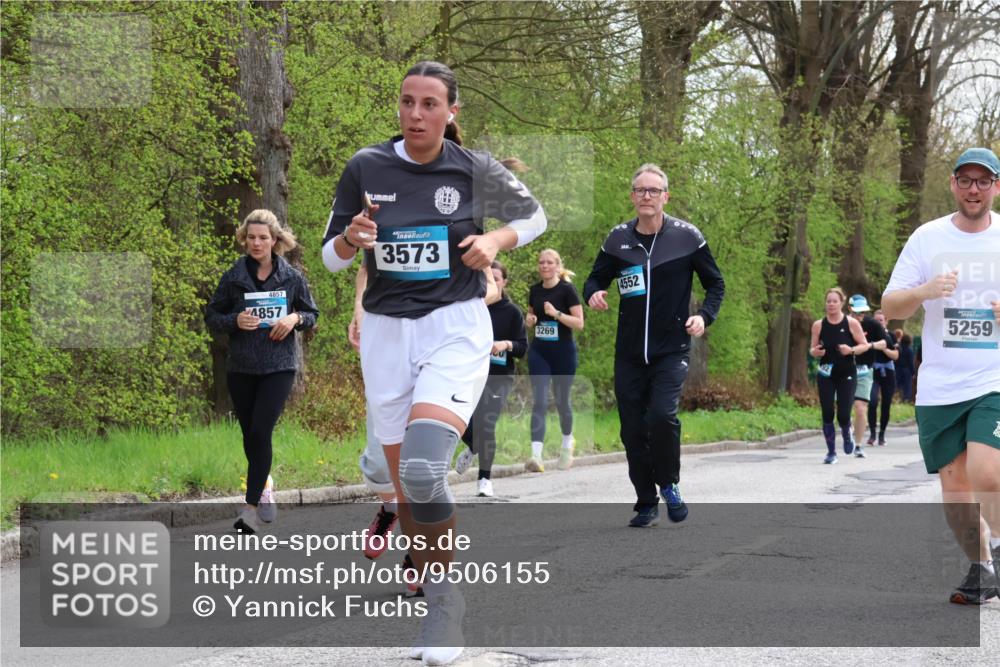 12.04.2026 - 45. Internationalen Wilhelmsburger Insellauf Yannick Fuchs http://msf.ph/oto/9506155 12.04.2026 12:59:41 Laufen 4857, 4857, 3573, 3269, 4552, 5259 meine-sportfotos.de