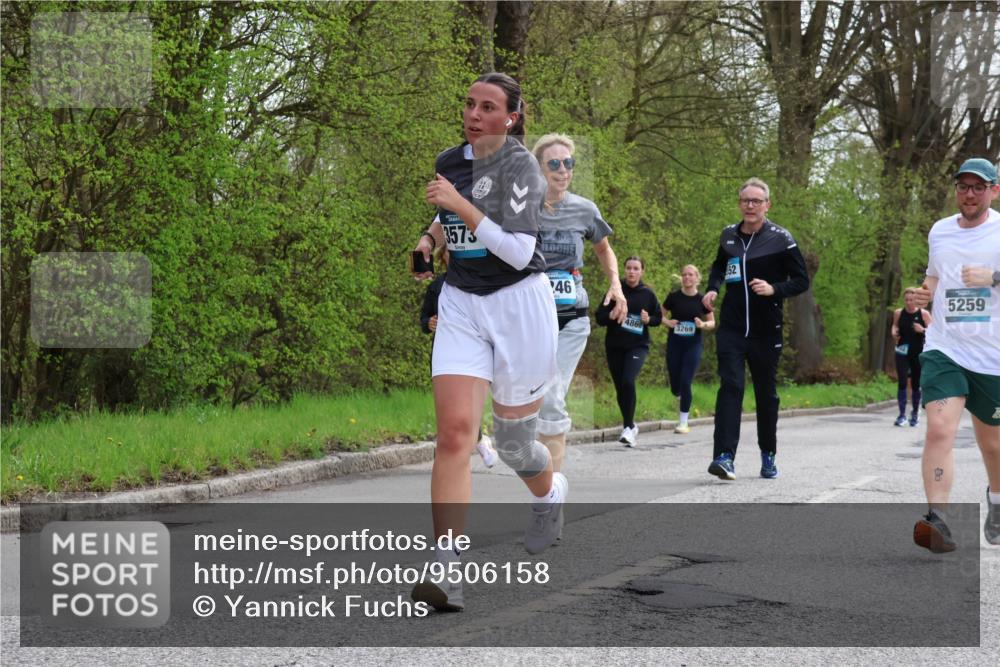 12.04.2026 - 45. Internationalen Wilhelmsburger Insellauf Yannick Fuchs http://msf.ph/oto/9506158 12.04.2026 12:59:42 Laufen 3573, 46, 4860, 3269, 52, 5259 meine-sportfotos.de