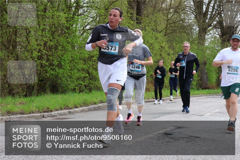 12.04.2026 - 45. Internationalen Wilhelmsburger Insellauf Yannick Fuchs http://msf.ph/oto/9506160 12.04.2026 12:59:42 Laufen 573, 5246, 4860, 3269, 4552, 5259 meine-sportfotos.de