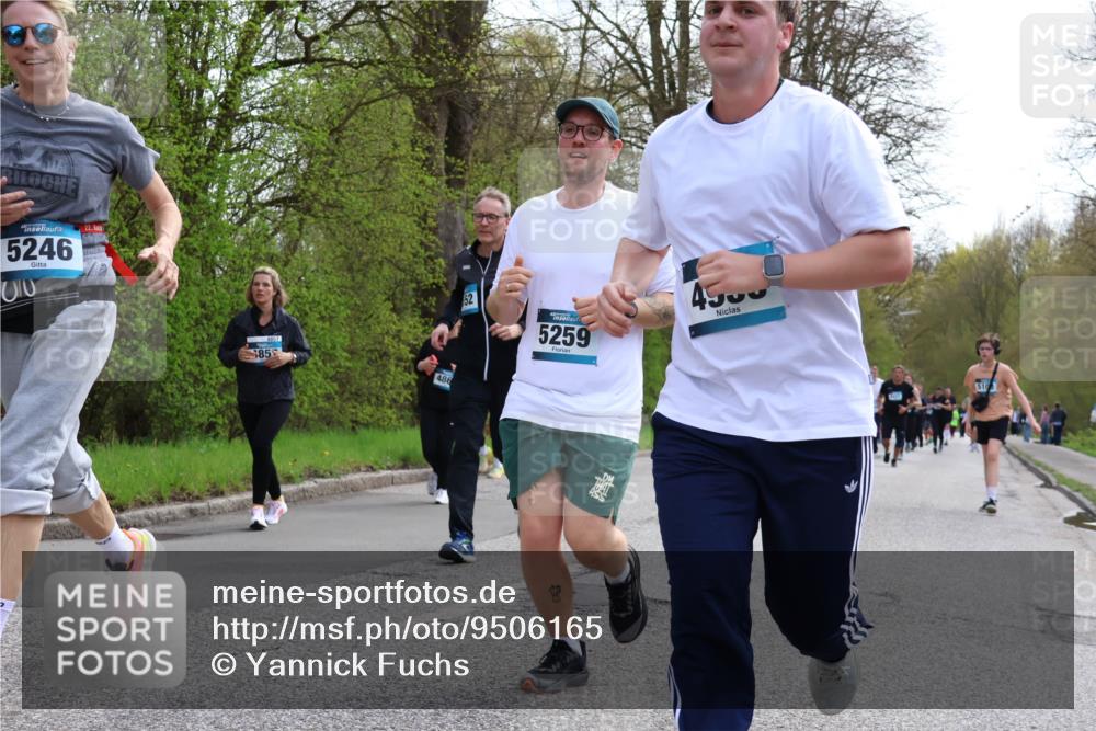12.04.2026 - 45. Internationalen Wilhelmsburger Insellauf Yannick Fuchs http://msf.ph/oto/9506165 12.04.2026 12:59:43 Laufen 5246, 22, 4857, 85, 486, 52, 5259, 4500, 510 meine-sportfotos.de