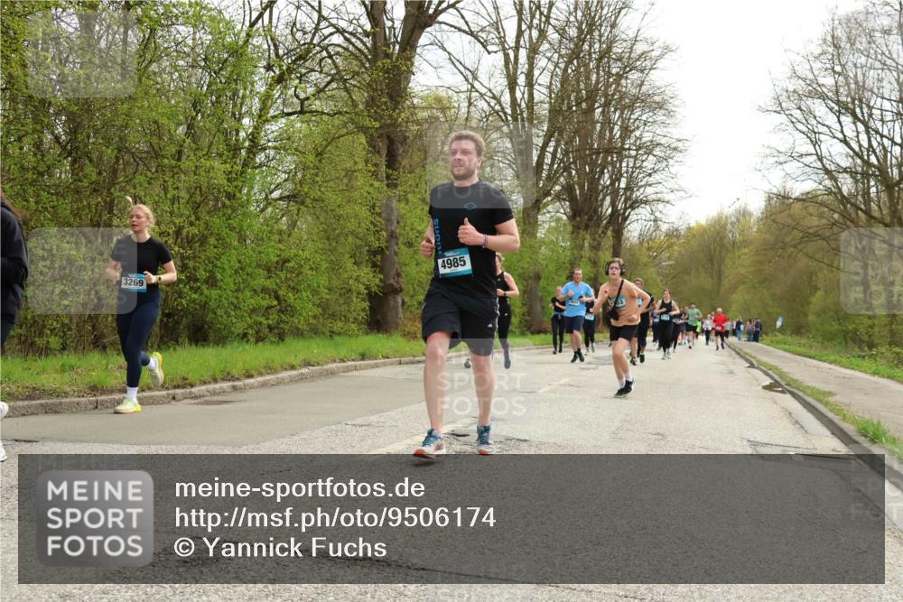 12.04.2026 - 45. Internationalen Wilhelmsburger Insellauf Yannick Fuchs http://msf.ph/oto/9506174 12.04.2026 12:59:46 Laufen 3269, 4985 meine-sportfotos.de