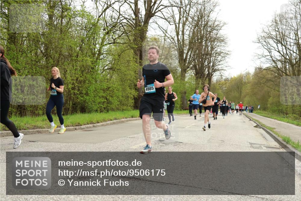 12.04.2026 - 45. Internationalen Wilhelmsburger Insellauf Yannick Fuchs http://msf.ph/oto/9506175 12.04.2026 12:59:46 Laufen 3269, 4985 meine-sportfotos.de