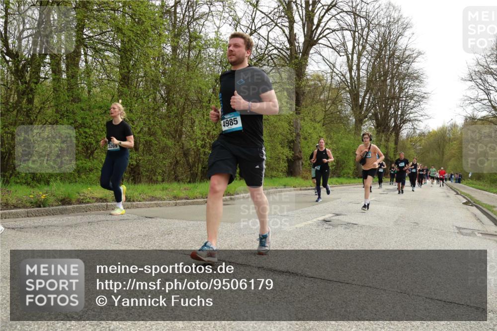 12.04.2026 - 45. Internationalen Wilhelmsburger Insellauf Yannick Fuchs http://msf.ph/oto/9506179 12.04.2026 12:59:47 Laufen 3269, 4985 meine-sportfotos.de