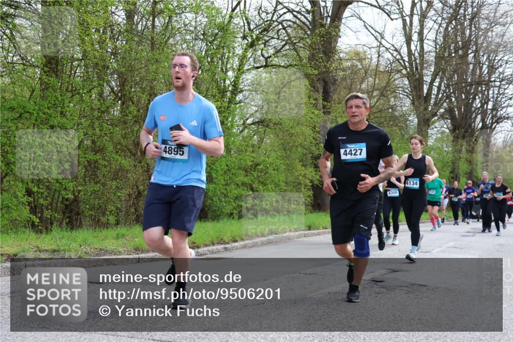 12.04.2026 - 45. Internationalen Wilhelmsburger Insellauf Yannick Fuchs http://msf.ph/oto/9506201 12.04.2026 12:59:52 Laufen 4895, 4427, 4300, 4134 meine-sportfotos.de