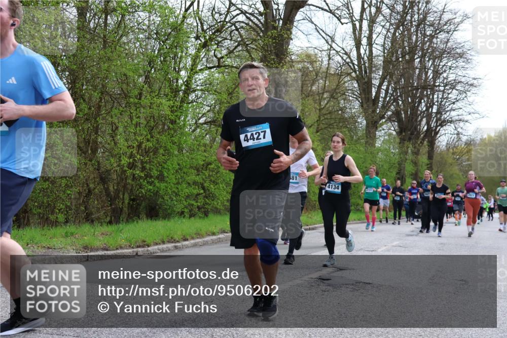 12.04.2026 - 45. Internationalen Wilhelmsburger Insellauf Yannick Fuchs http://msf.ph/oto/9506202 12.04.2026 12:59:52 Laufen 4427, 81, 4134, 2923 meine-sportfotos.de