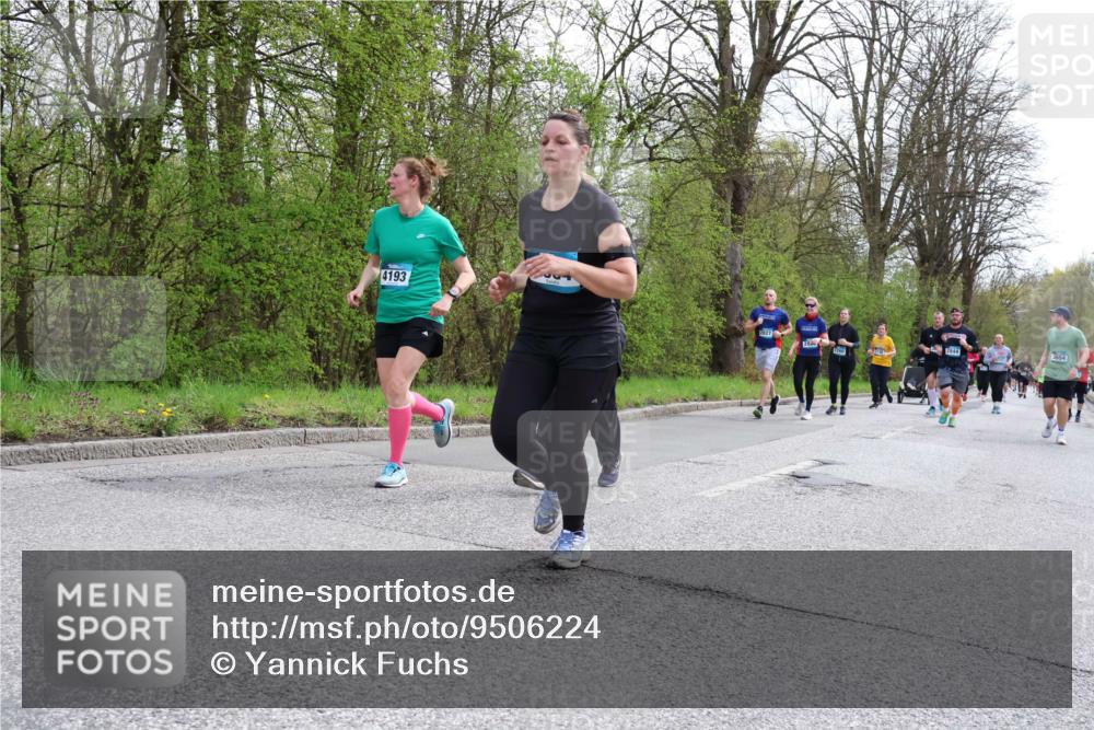 12.04.2026 - 45. Internationalen Wilhelmsburger Insellauf Yannick Fuchs http://msf.ph/oto/9506224 12.04.2026 12:59:57 Laufen 4193, 2827, 2, 2260, 3654 meine-sportfotos.de