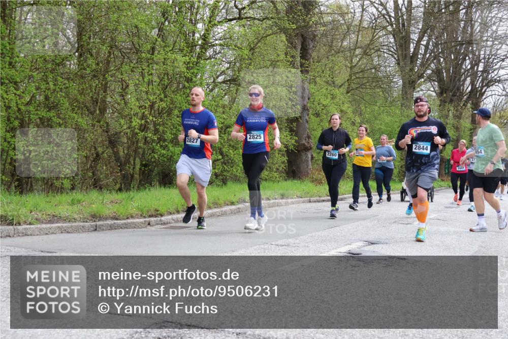 12.04.2026 - 45. Internationalen Wilhelmsburger Insellauf Yannick Fuchs http://msf.ph/oto/9506231 12.04.2026 12:59:59 Laufen 2827, 2825, 2844, 2260, 3441, 37, 654 meine-sportfotos.de