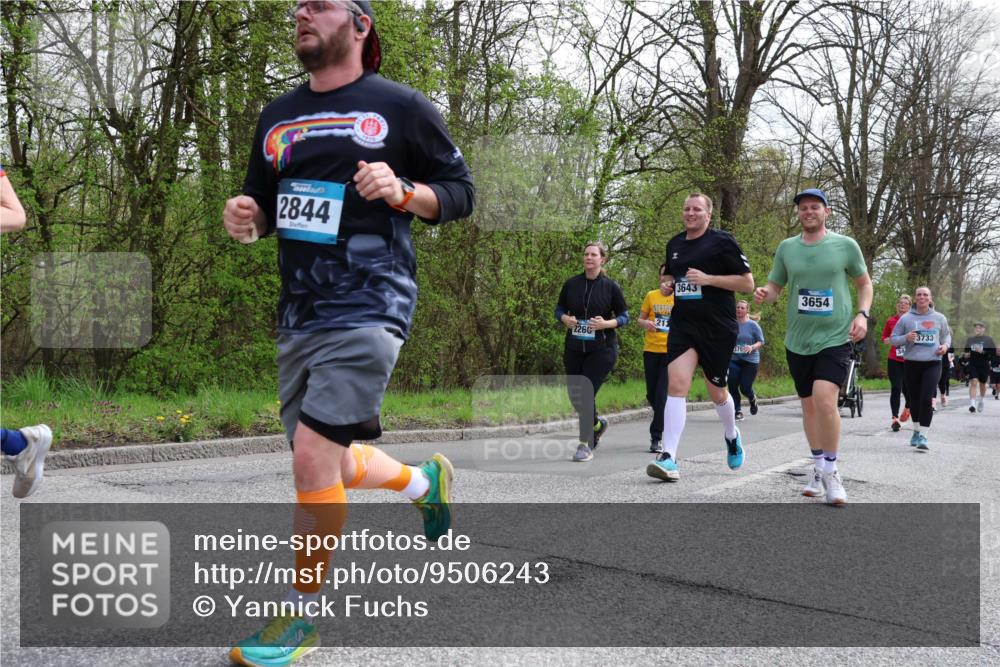 12.04.2026 - 45. Internationalen Wilhelmsburger Insellauf Yannick Fuchs http://msf.ph/oto/9506243 12.04.2026 13:00:01 Laufen 2844, 2266, 211, 3643, 3654, 3733 meine-sportfotos.de
