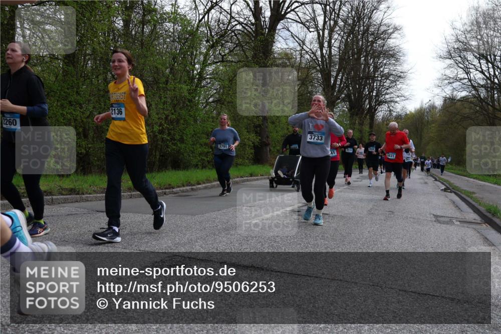 12.04.2026 - 45. Internationalen Wilhelmsburger Insellauf Yannick Fuchs http://msf.ph/oto/9506253 12.04.2026 13:00:03 Laufen 2260, 2136, 3791, 3733, 2519, 41, 3932, 5631 meine-sportfotos.de