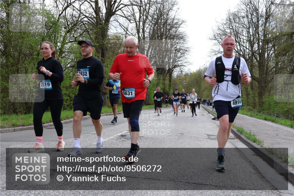 12.04.2026 - 45. Internationalen Wilhelmsburger Insellauf Yannick Fuchs http://msf.ph/oto/9506272 12.04.2026 13:00:06 Laufen 2519, 3932, 4328, 5631, 4916 meine-sportfotos.de