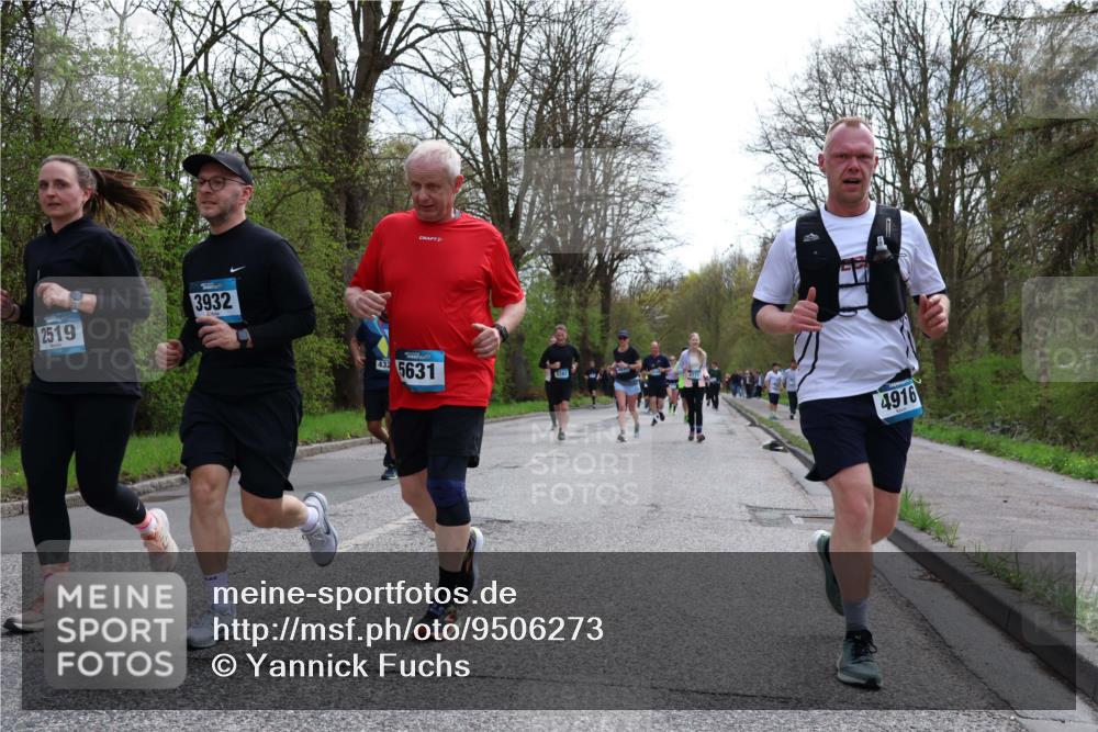12.04.2026 - 45. Internationalen Wilhelmsburger Insellauf Yannick Fuchs http://msf.ph/oto/9506273 12.04.2026 13:00:07 Laufen 2519, 3932, 432, 5631, 4916 meine-sportfotos.de