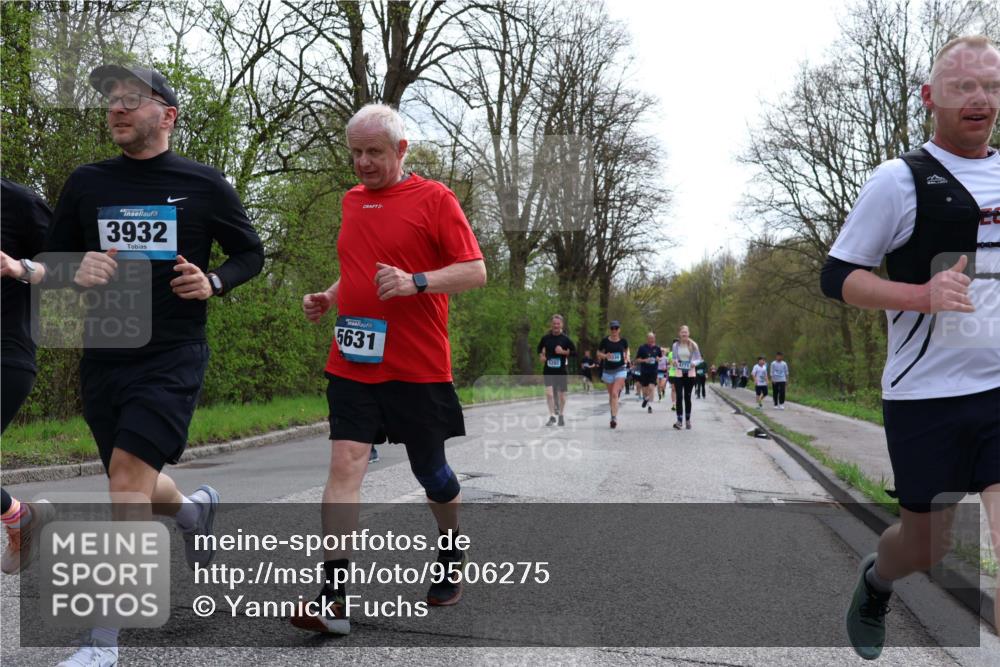 12.04.2026 - 45. Internationalen Wilhelmsburger Insellauf Yannick Fuchs http://msf.ph/oto/9506275 12.04.2026 13:00:07 Laufen 3932, 5631, 1282 meine-sportfotos.de