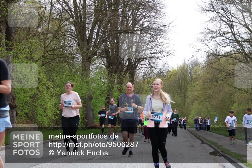 12.04.2026 - 45. Internationalen Wilhelmsburger Insellauf Yannick Fuchs http://msf.ph/oto/9506287 12.04.2026 13:00:10 Laufen 2560, 2461, 664, 5190, 4771, 55006, 10, 5095, 5090 meine-sportfotos.de