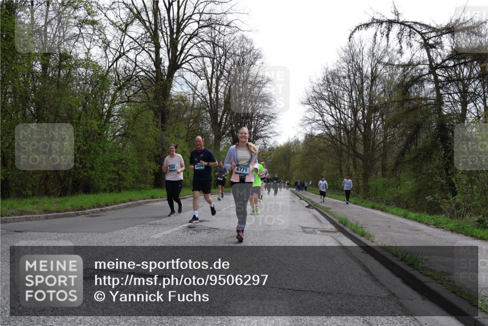 12.04.2026 - 45. Internationalen Wilhelmsburger Insellauf Yannick Fuchs http://msf.ph/oto/9506297 12.04.2026 13:00:12 Laufen 2560, 4664, 4771 meine-sportfotos.de