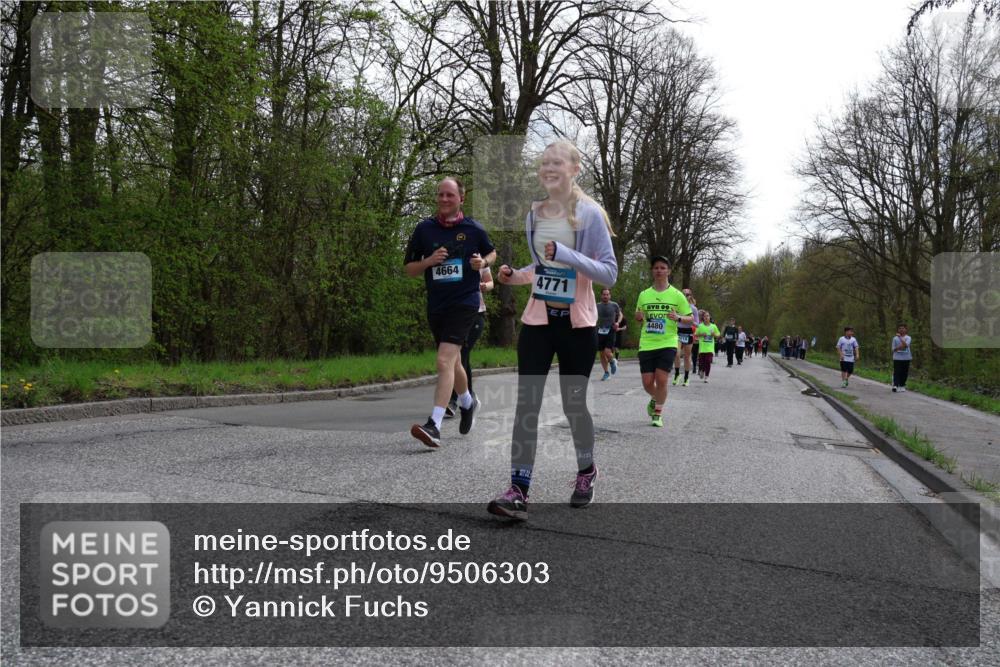 12.04.2026 - 45. Internationalen Wilhelmsburger Insellauf Yannick Fuchs http://msf.ph/oto/9506303 12.04.2026 13:00:13 Laufen 4664, 4771, 09, 4480 meine-sportfotos.de
